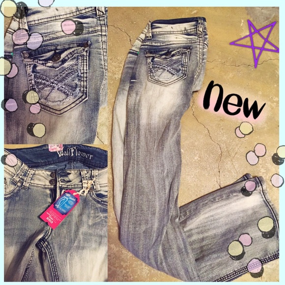 Wallflower jeans size 5 🌸🌺🌸