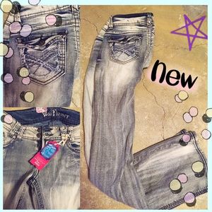 Wallflower jeans size 5 🌸🌺🌸