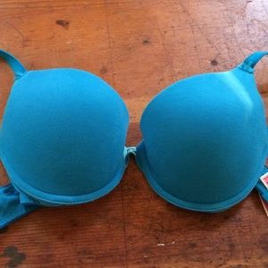 PINK Victoria's Secret Push- Up