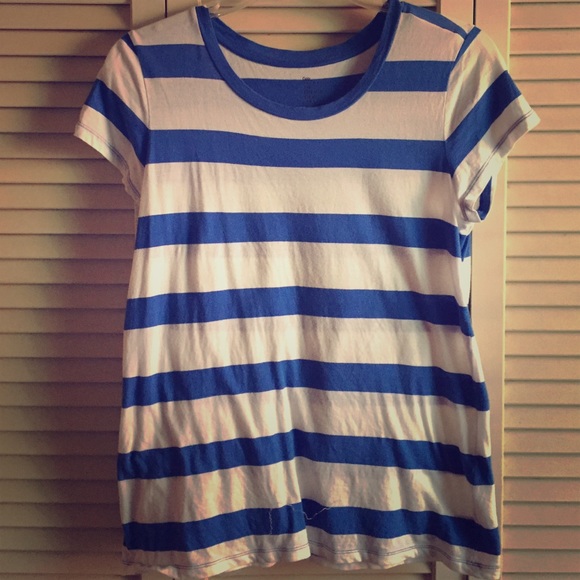 The Essential GAP Crew T-shirt - Medium