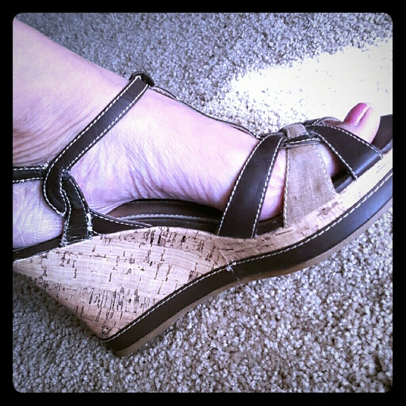 Brown/Tan T-Strap Wedges