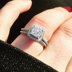 Wedding band and engagement ring set