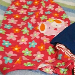 😇2 Jumpers😇NWOT