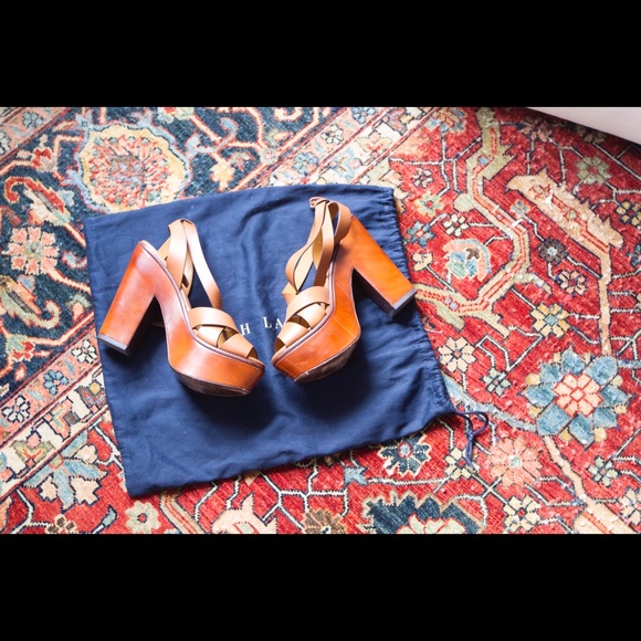 Ralph Lauren, collection heels size 9 - Picture 4 of 4