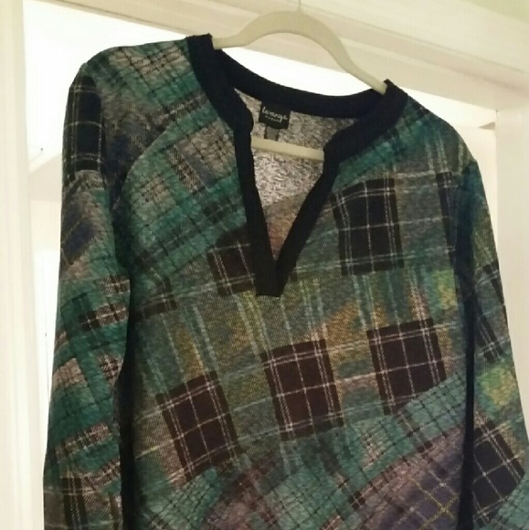 *****SOLD Ross Sharkbite Hem Tunic