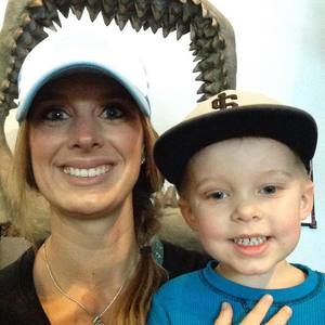 Meet your Posher, Whitney