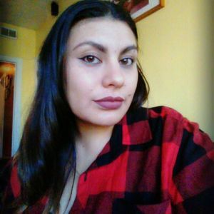 Meet your Posher, Daniela