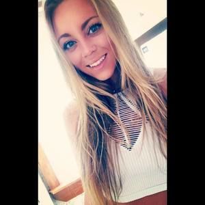 Meet your Posher, Olivia