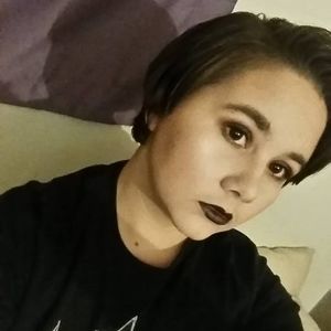 Meet your Posher, Lizzy