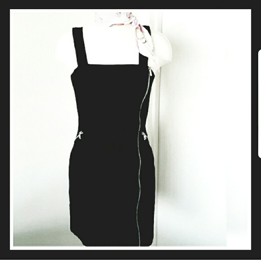 Closet closing! Lowest price. Thank you