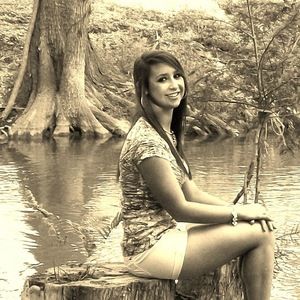 Meet your Posher, Jillian