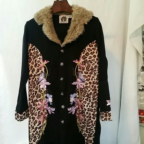 SOLD OUT !!!!!Vintage Long Sweater Cardigan Jacket