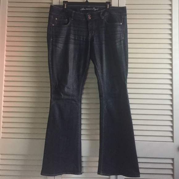 AE artist jeans, size 12