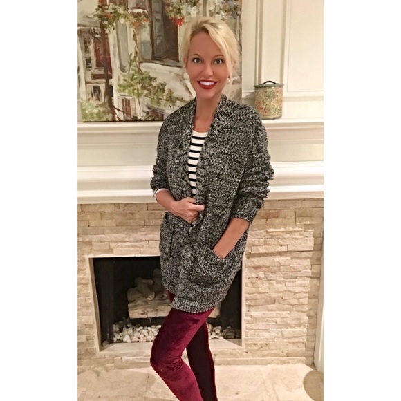 open cardigan with pockets! Deleting soon!! - Picture 3 of 3