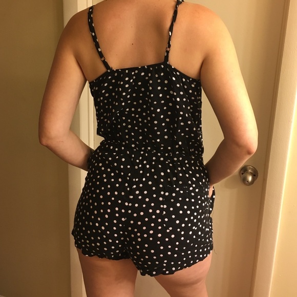 Black and white polka dot romper - Picture 2 of 3