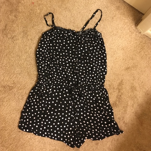 Black and white polka dot romper - Picture 3 of 3