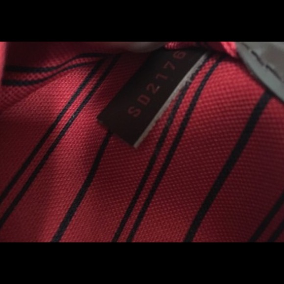 Brand new: Neverfull GM tote - Picture 3 of 4