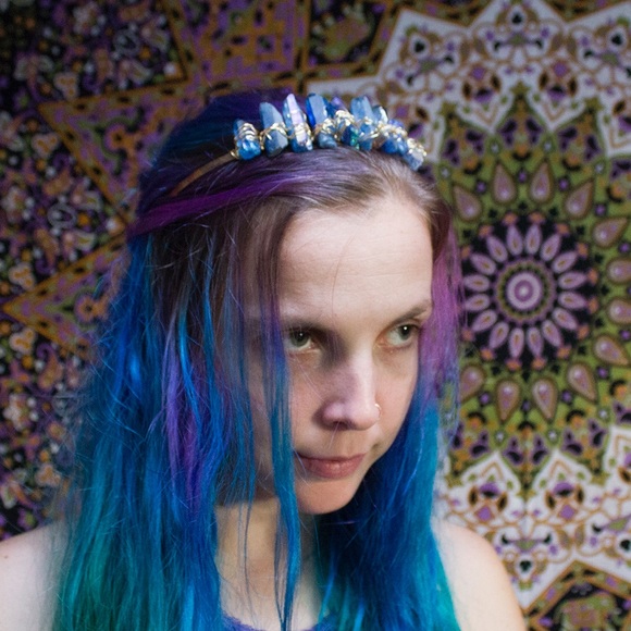 Light Blue Titanium Quartz Gold Fairy Crown - Picture 4 of 4