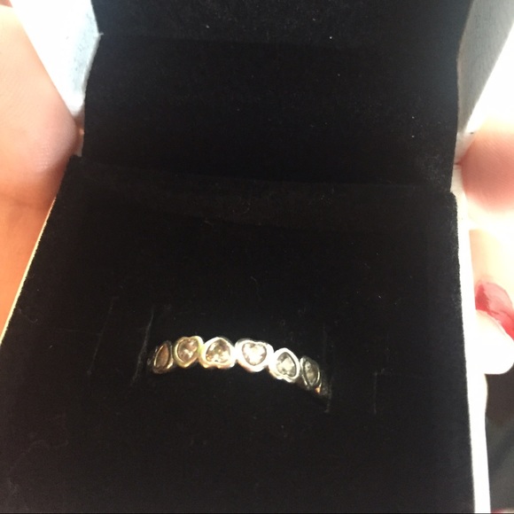 Pandora Ring