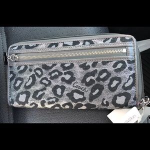 Brand new with tags COACH wristlet