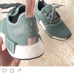 Meet your Posher, Leslie