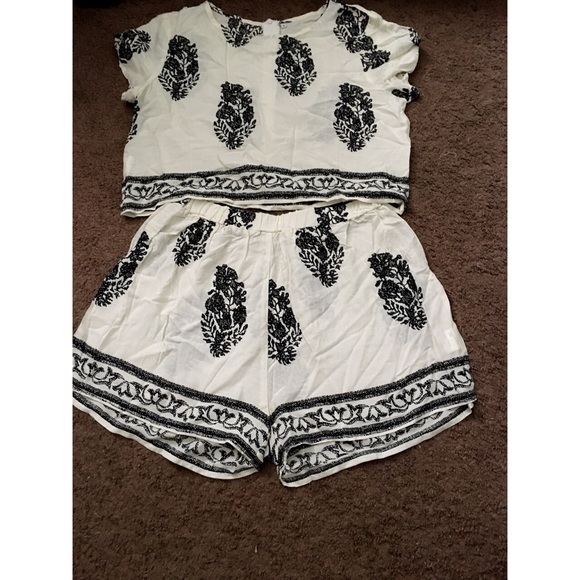 Cute matching set :) - Picture 1 of 1