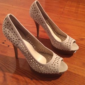 Enzo Angiolini platform heels