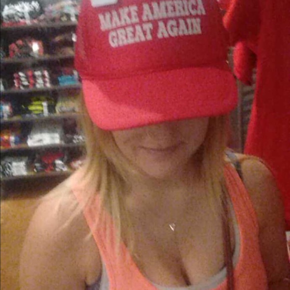 Meet your Posher, Chelsea - Picture 1 of 1