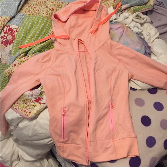 Lululemon sweatshirt zip up