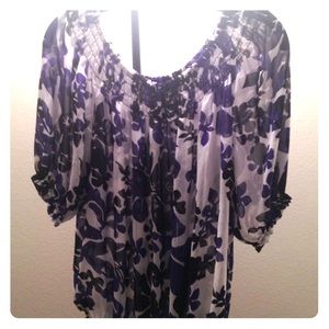 Violet & Claire Floral top