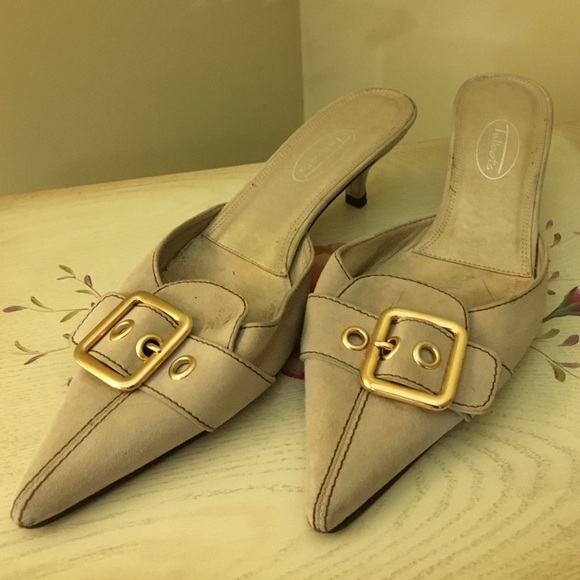 Talbots Size 8M Slip-on Gold Tone Statement Buckle
