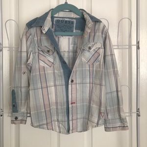 Boys (or girls) Guess shirt 4T