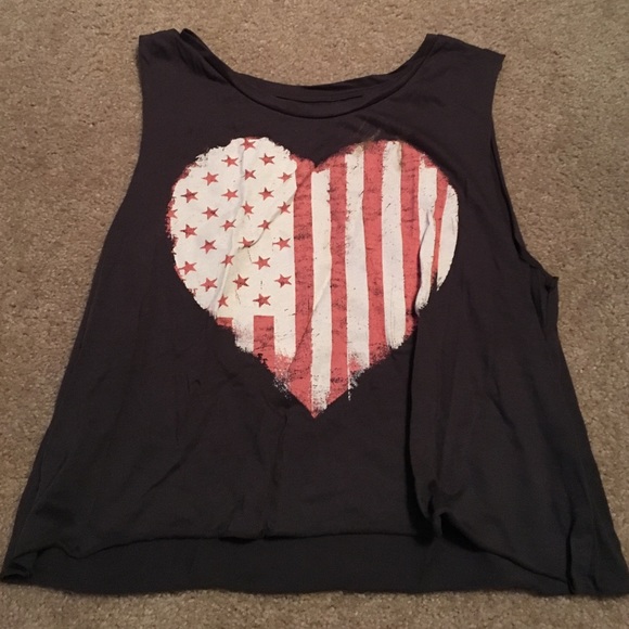 An American Eagle Fourth of July tank crop top.