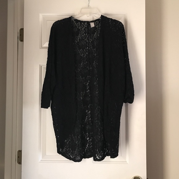 Lacey Dolman Cardi