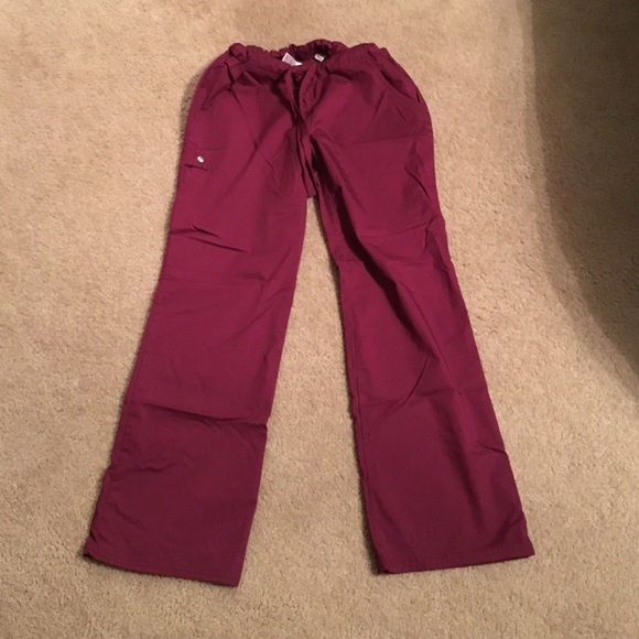 Petite wine colored scrub pants