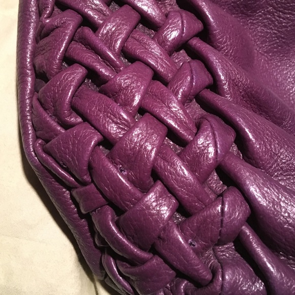 Gorgeous oversized plum leather bag.Just reduced ! - Picture 2 of 4
