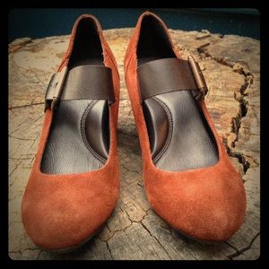 Kenneth Cole Reaction Suede Maryjanes