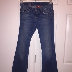 Lucky Jeans