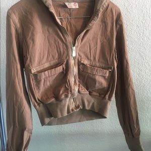 Comfortable, neutral, light jacket