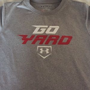 Boys Under Armour M Heat guard shirt