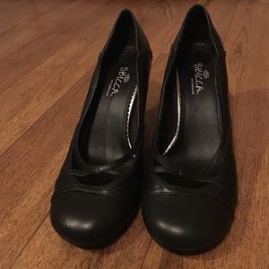 Black closed toe heels