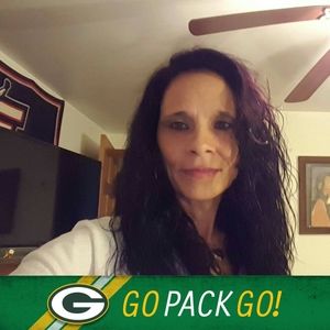 Meet your Posher, Traci