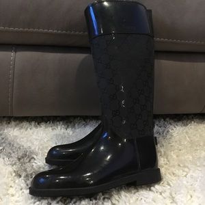 Gucci patent leather rainboots
