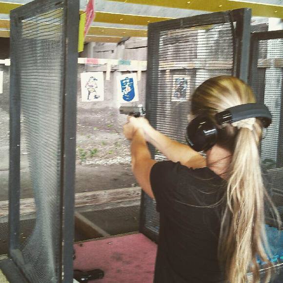 Meet your Posher, Raechael - Picture 1 of 1