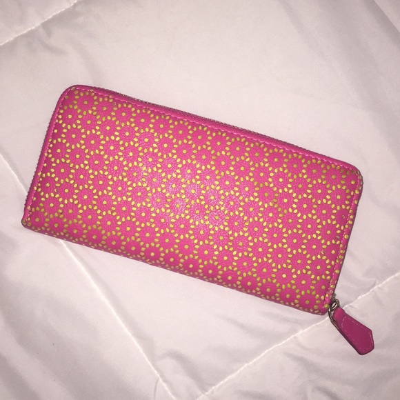 Wallet - Picture 4 of 4