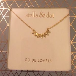 Stella and Dot Aurora Necklace