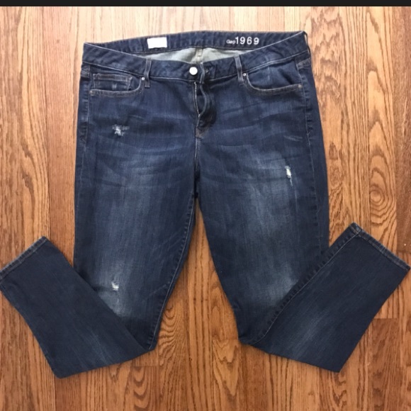 VERY LIGHTLY WORN Gap "Always Skinny" jeans