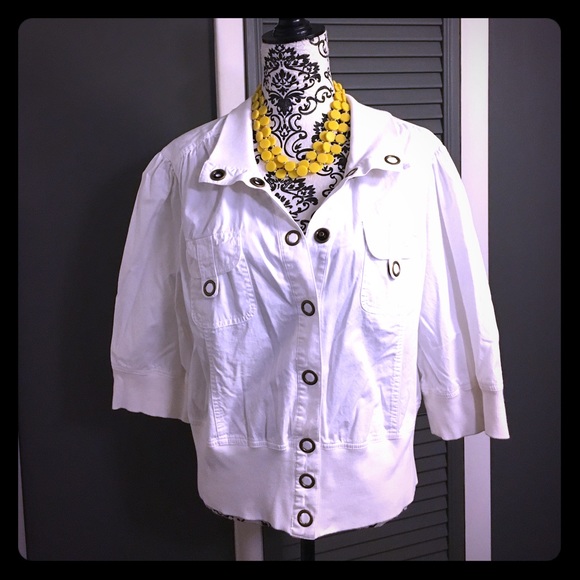 2X✨White 3/4 Sleeved Jacket