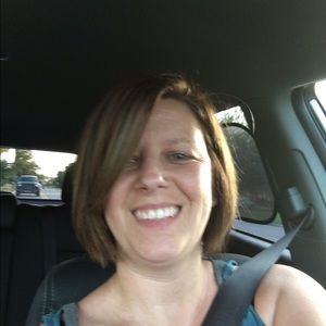 Meet your Posher, Angela