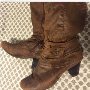 Bundle- 2 pairs of boots and blanket scarf